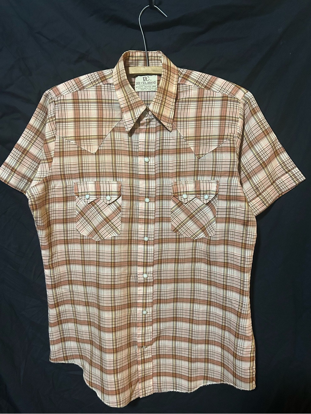 Classic Men's Short-Sleeve Western Plaid Shirt in Brown and Cream
